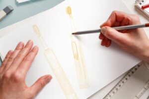 電動(dòng)牙刷代加工廠家的運(yùn)營(yíng)模式有哪些|刷博士牙刷廠家